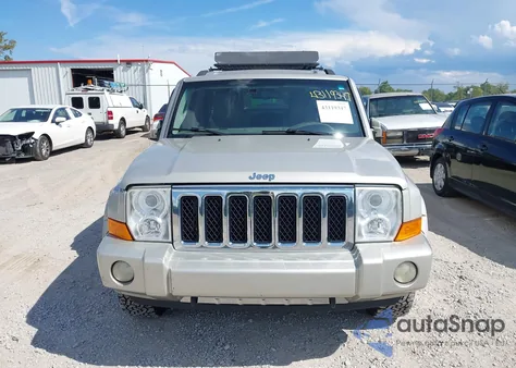 2009 Jeep Commander Overland z USA, uszkodzony, nr VIN 1J8HG68T59C507836